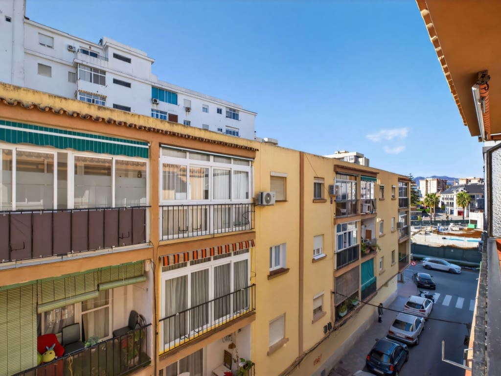3 Zimmer Apartment zu verkaufen in Fuengirola - 320.000 € (Ref: 9533138)