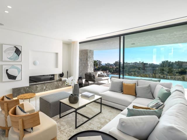 5 slaapkamer Villa te koop in Carib Playa, Marbella met zwembad garage - € 3.300.000 (Ref: 9540720)