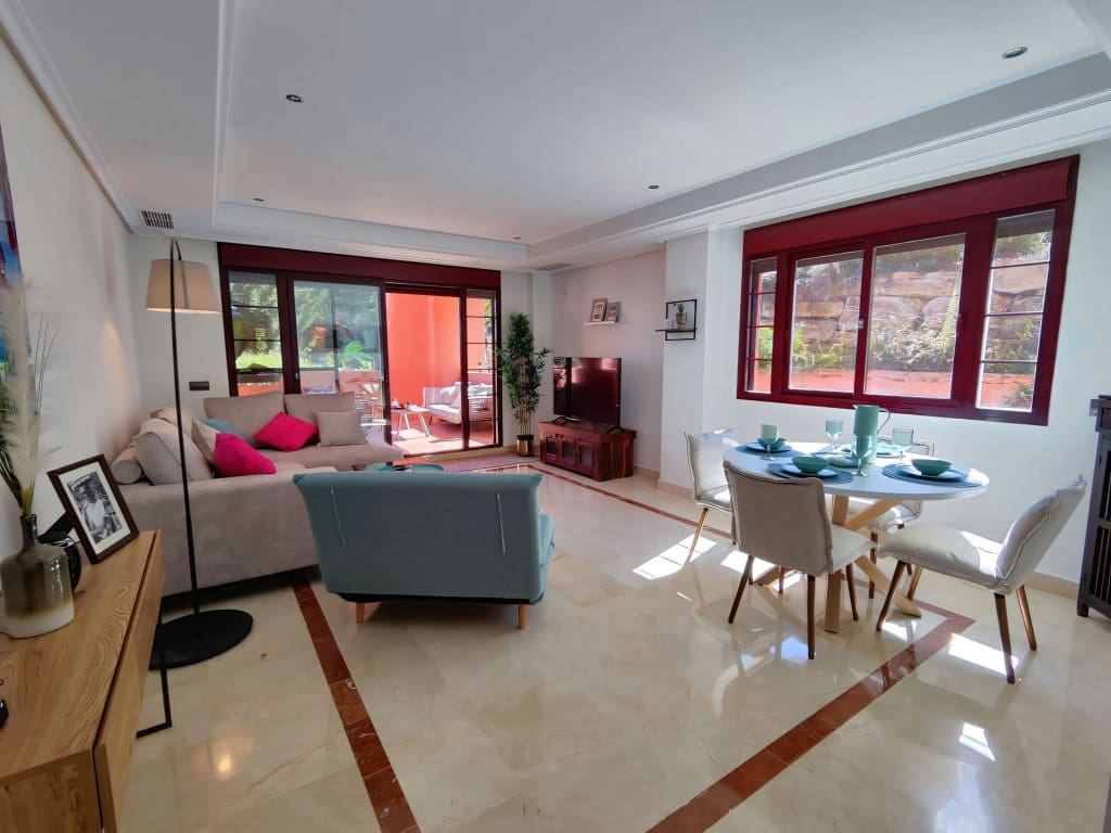 2 chambre Appartement à vendre à La Mairena avec piscine - 359 000 € (Ref: 9540721)