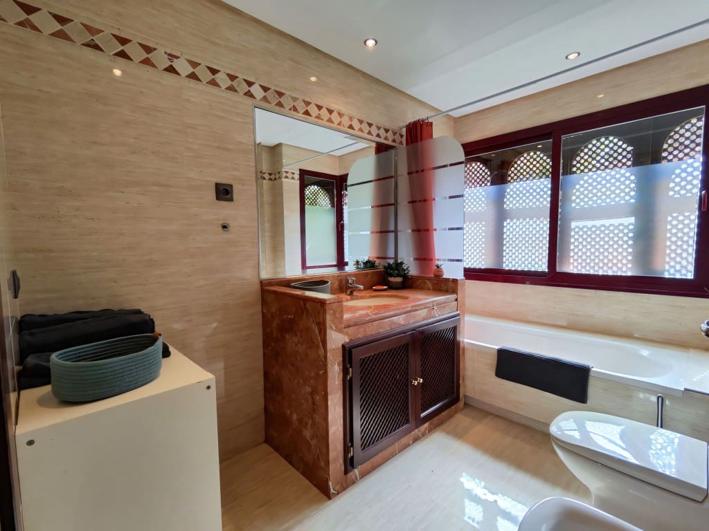 2 chambre Appartement à vendre à La Mairena avec piscine - 359 000 € (Ref: 9540721)