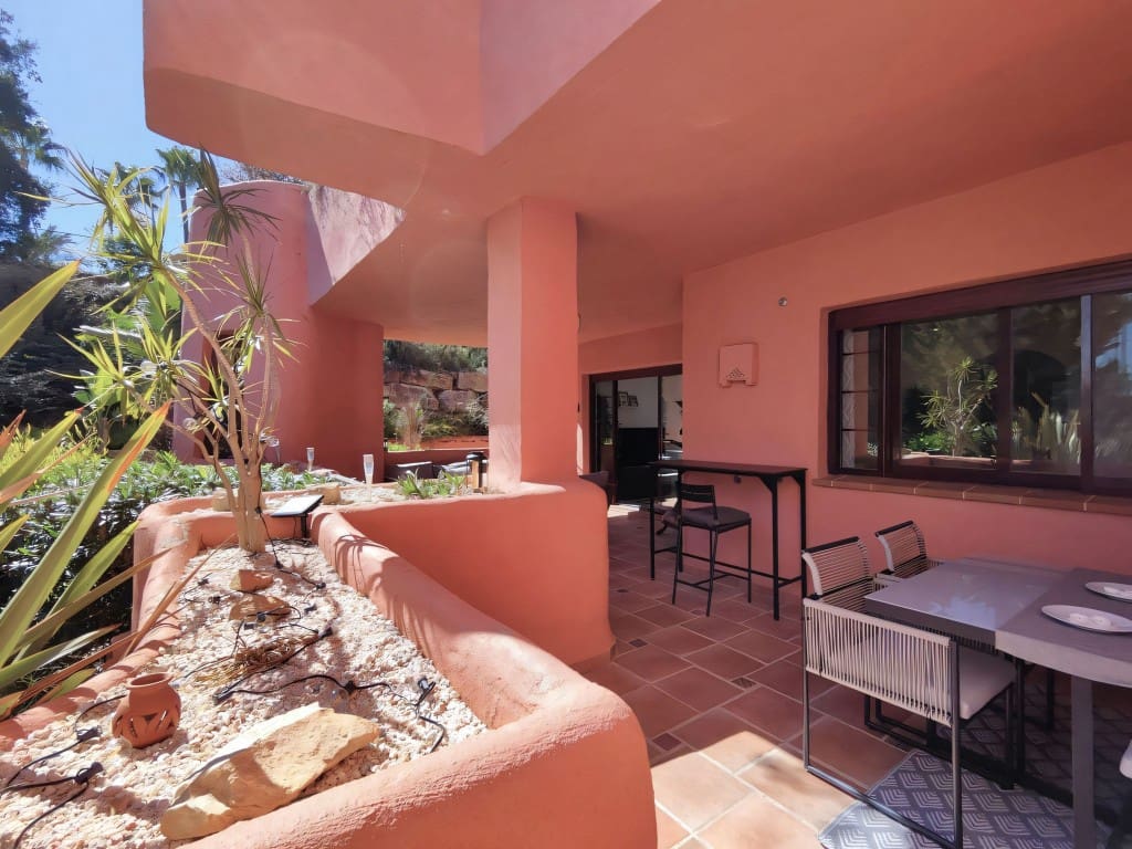 2 chambre Appartement à vendre à La Mairena avec piscine - 359 000 € (Ref: 9540721)