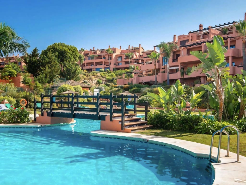 2 chambre Appartement à vendre à La Mairena avec piscine - 359 000 € (Ref: 9540721)