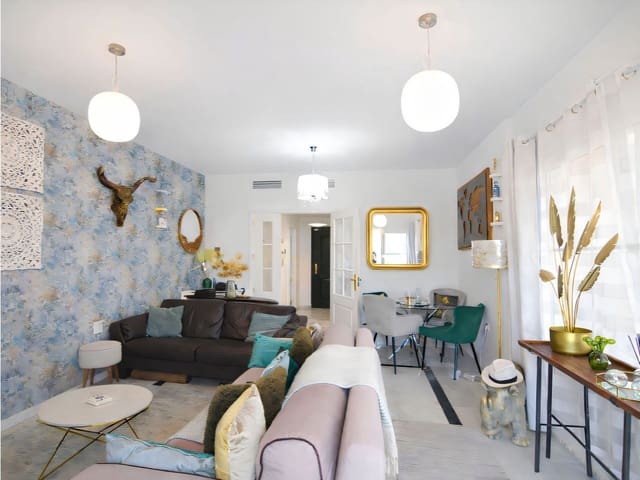 2 slaapkamer Appartement te koop in Mijas Costa, Mijas met zwembad - € 369.000 (Ref: 9542977)