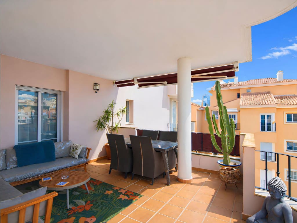 2 slaapkamer Appartement te koop in Mijas Costa met zwembad - € 369.000 (Ref: 9542977)