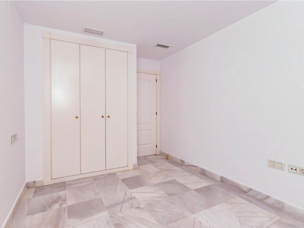 4 Zimmer Apartment zu verkaufen in New Golden Mile mit Pool - 850.000 € (Ref: 9547505)