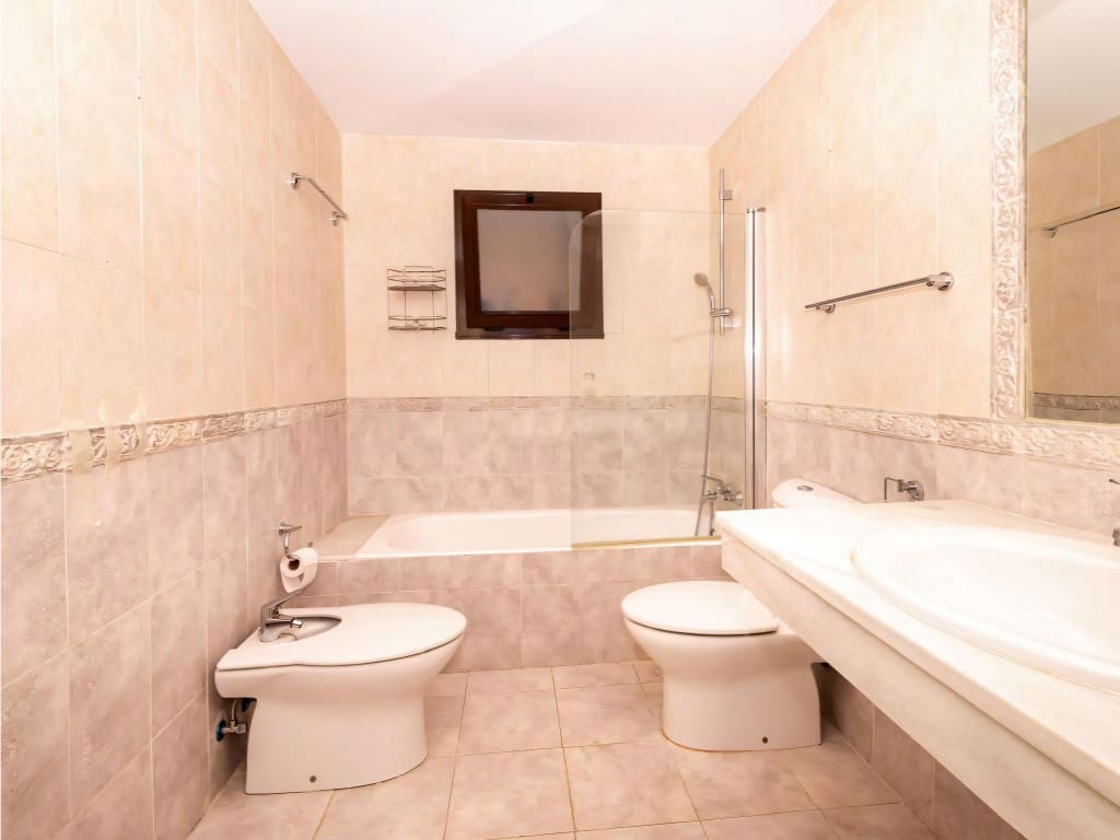 4 Zimmer Apartment zu verkaufen in New Golden Mile mit Pool - 850.000 € (Ref: 9547505)