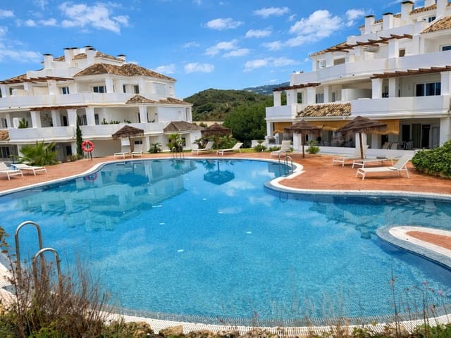 2 soveværelse Lejlighed til salg i Nueva Andalucia, Marbella med swimmingpool - € 560.000 (Ref: 9547506)