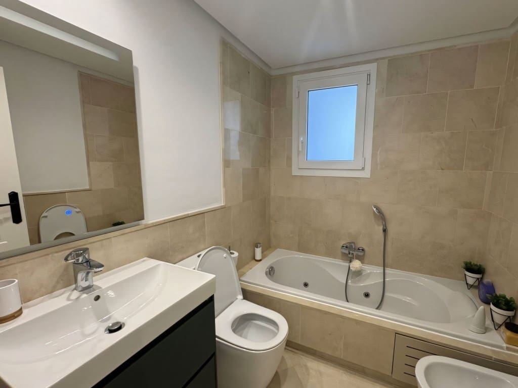 2 soveværelse Lejlighed til salg i Nueva Andalucia med swimmingpool - € 560.000 (Ref: 9547506)