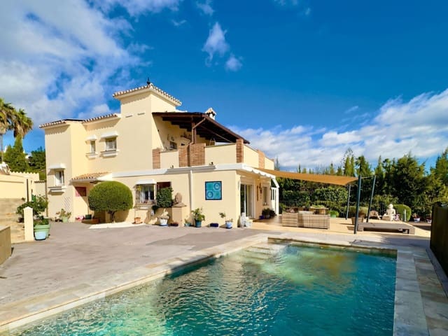 6 slaapkamer Villa te koop in Estepona met zwembad garage - € 1.560.000 (Ref: 9550564)