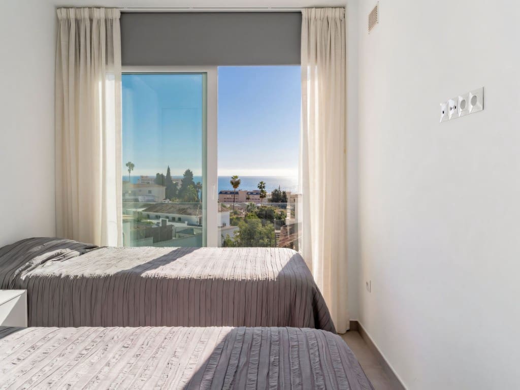 5 soverom Villa til salgs i Fuengirola med svømmebasseng - € 1 480 000 (Ref: 9554519)