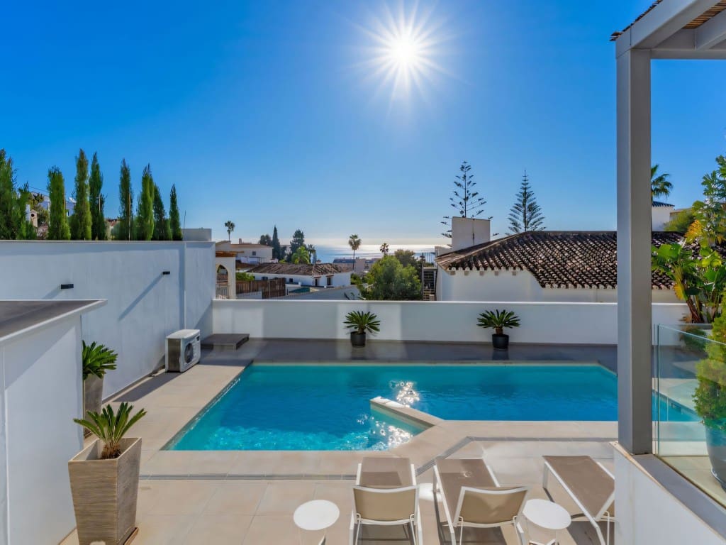 5 soverom Villa til salgs i Fuengirola med svømmebasseng - € 1 480 000 (Ref: 9554519)