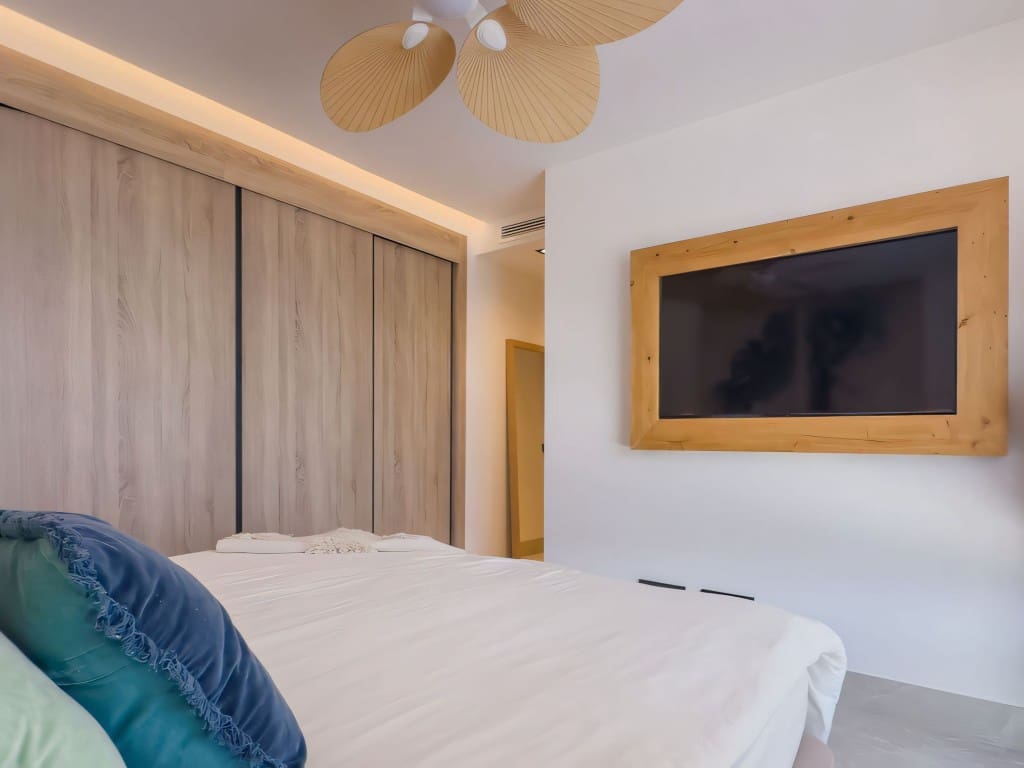 3 soveværelse Penthouse til salg i Istan med swimmingpool - € 1.150.000 (Ref: 9557531)