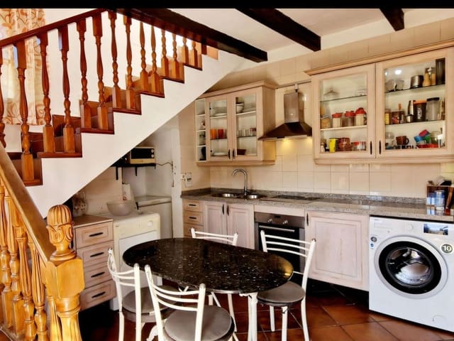 3 slaapkamer Finca/Landhuis te koop in La Cala de Mijas, Mijas met zwembad garage - € 375.000 (Ref: 9560856)