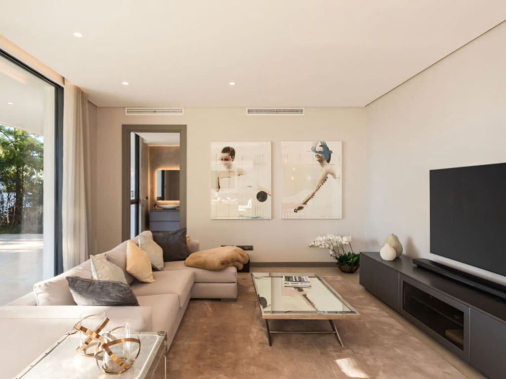 5 Zimmer Villa zu verkaufen in El Madronal mit Pool Garage - 6.495.000 € (Ref: 9560857)