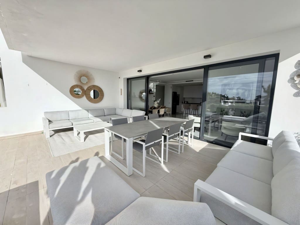 3 slaapkamer Appartement te koop in Benahavis met zwembad - € 850.000 (Ref: 9560858)