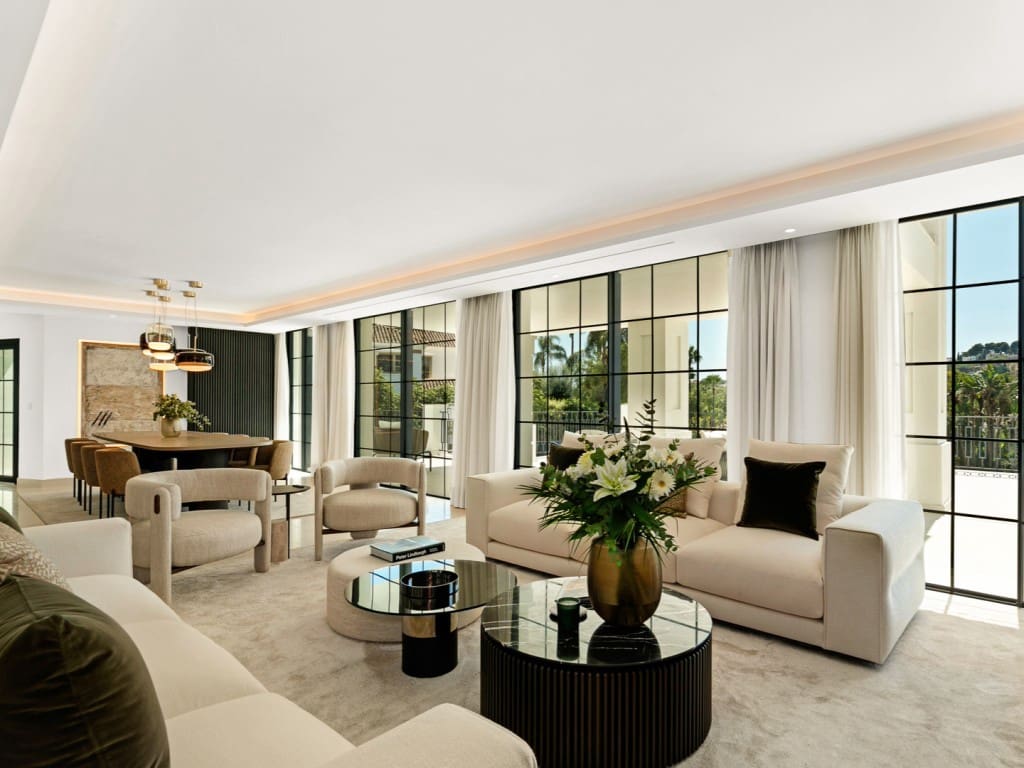 Chalet de 6 habitaciones en Nueva Andalucia en venta con piscina garaje - 10.500.000 € (Ref: 9564261)