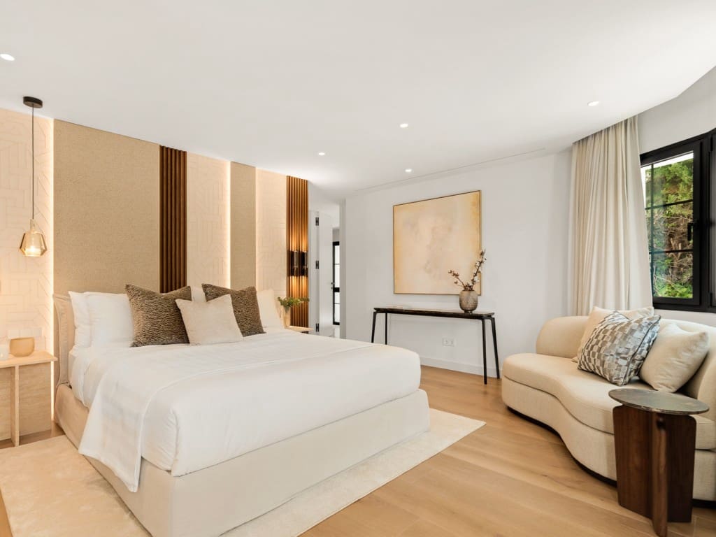 Chalet de 6 habitaciones en Nueva Andalucia en venta con piscina garaje - 10.500.000 € (Ref: 9564261)