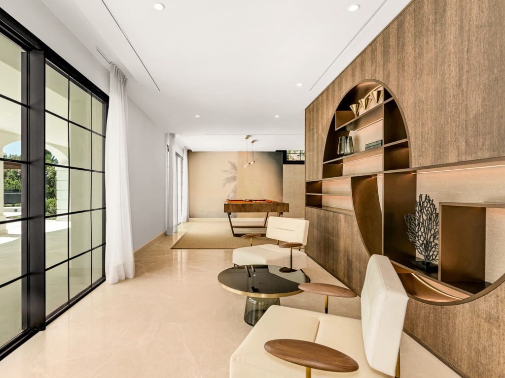 Chalet de 6 habitaciones en Nueva Andalucia en venta con piscina garaje - 10.500.000 € (Ref: 9564261)