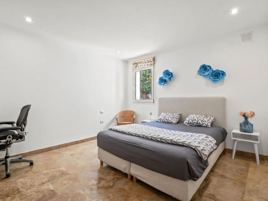 3 soverom Leilighet til salgs i Golden Mile med svømmebasseng - € 900 000 (Ref: 9567970)