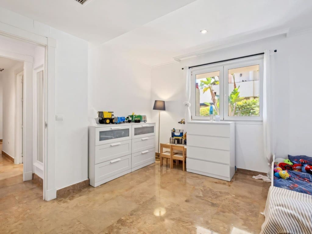 3 soverom Leilighet til salgs i Golden Mile med svømmebasseng - € 900 000 (Ref: 9567970)