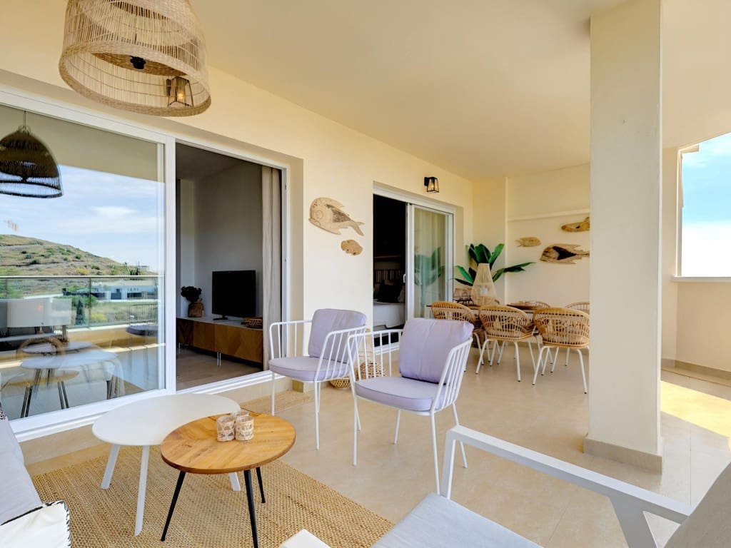 2 slaapkamer Appartement te koop in Mijas Costa met zwembad - € 369.000 (Ref: 9570456)