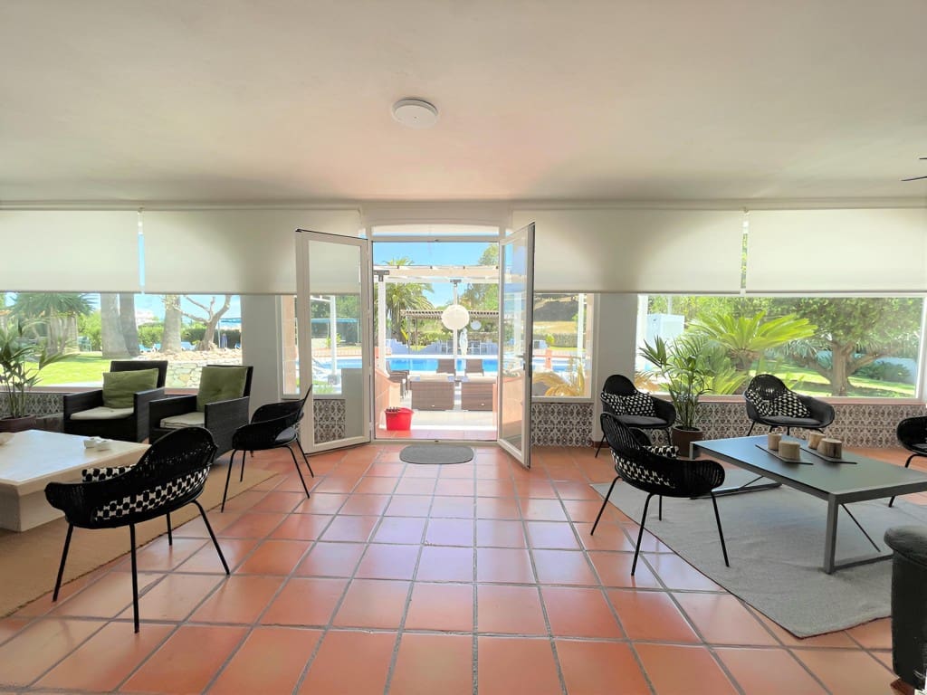 7 bedroom Villa for sale in Mijas with pool garage - € 1,600,000 (Ref: 9570457)