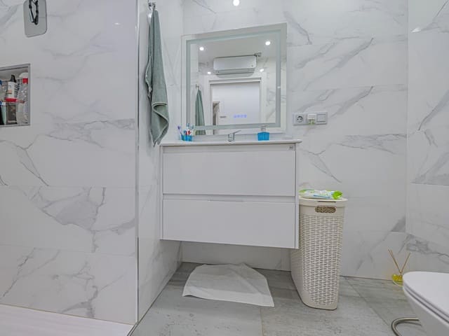 3 sypialnia Apartament na sprzedaż w Marbella - 315 000 € (Ref: 9581476)