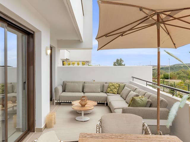 2 chambre Appartement à vendre à Estepona Golf, Estepona avec piscine - 330 000 € (Ref: 9581477)