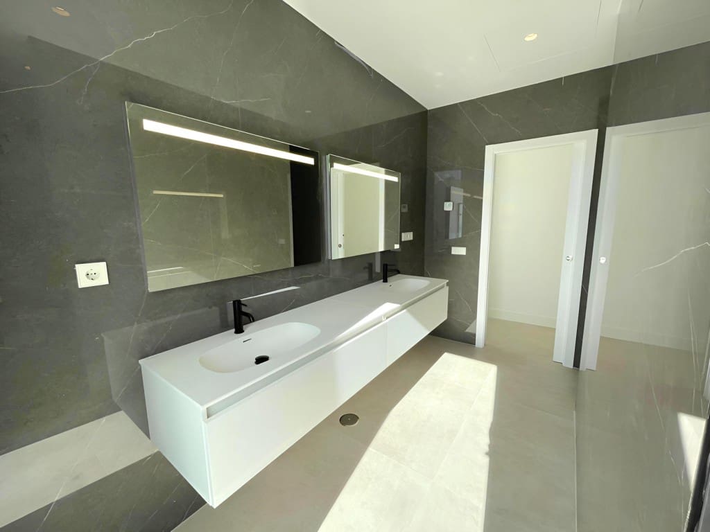 5 quarto Moradia para venda em Atalaya-Isdabe com piscina garagem - 1 950 000 € (Ref: 9581478)