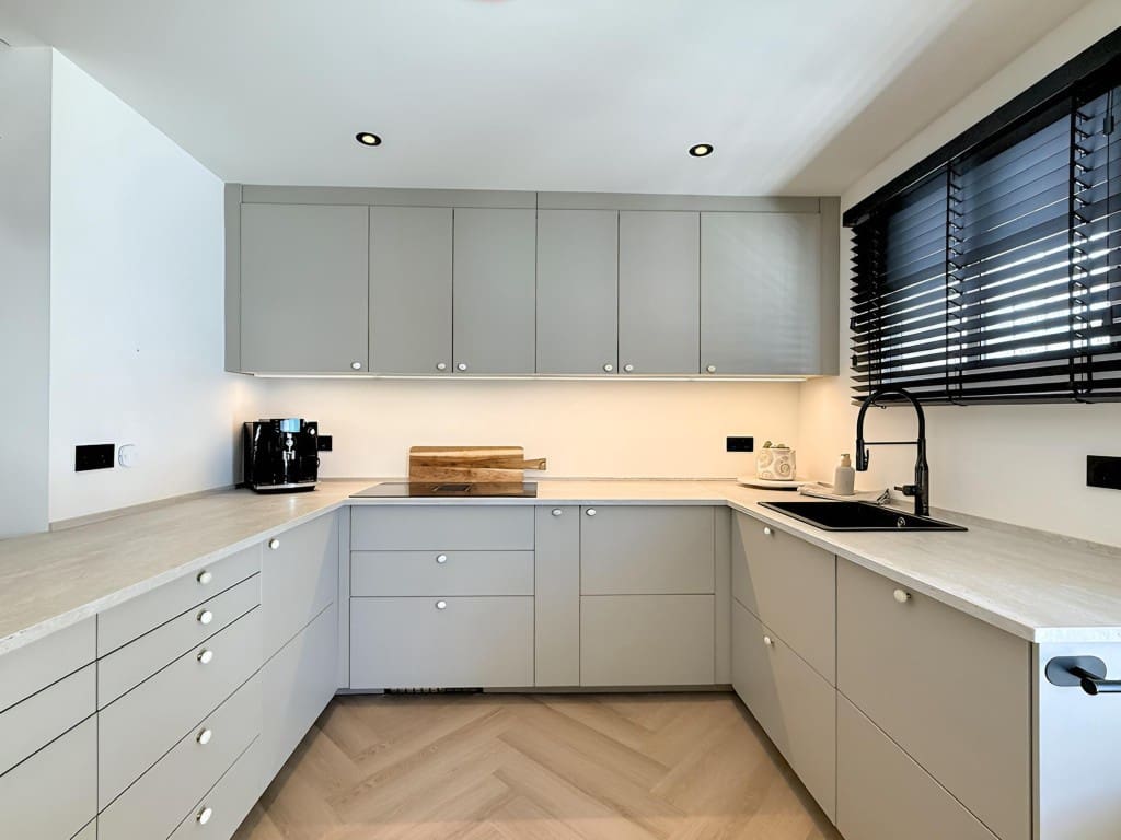 Chalet de 3 habitaciones en La Cala de Mijas en venta con piscina garaje - 1.095.000 € (Ref: 9585317)