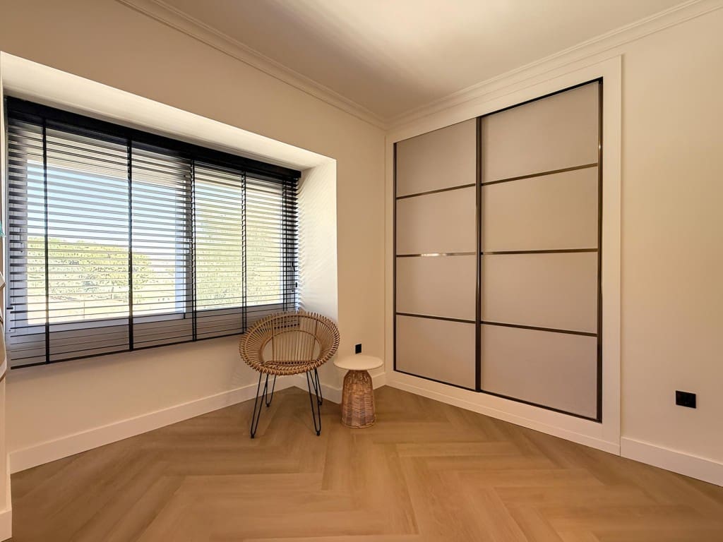 Chalet de 3 habitaciones en La Cala de Mijas en venta con piscina garaje - 1.095.000 € (Ref: 9585317)