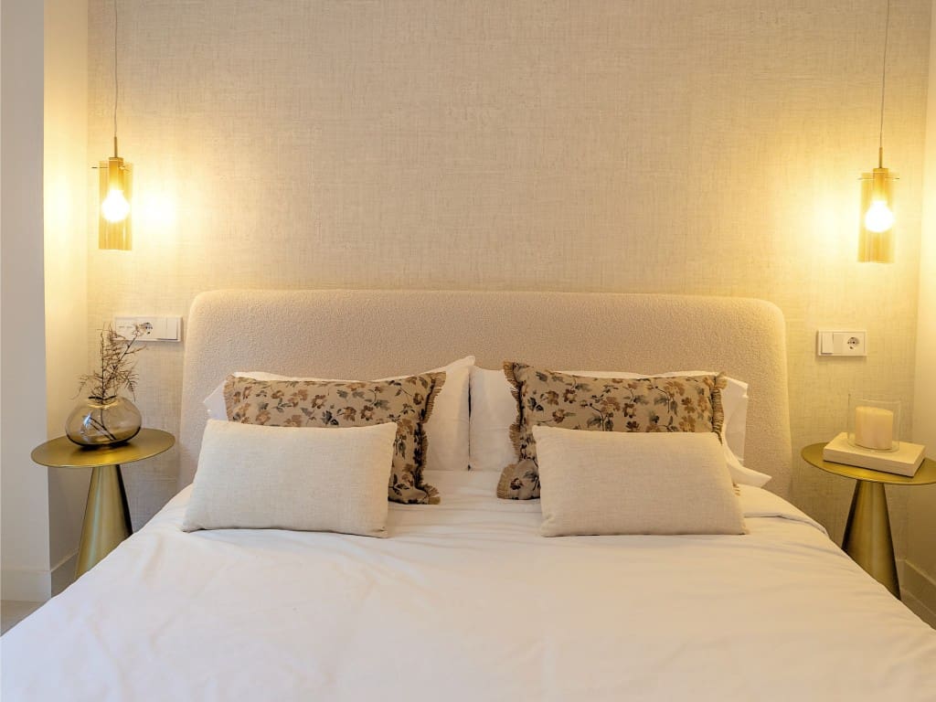 2 soveværelse Lejlighed til salg i Fuengirola med swimmingpool - € 695.000 (Ref: 9585319)