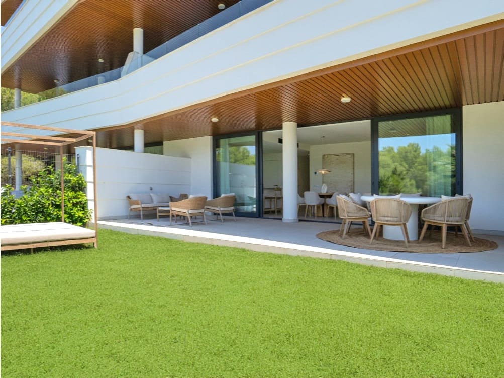 2 soveværelse Lejlighed til salg i Fuengirola med swimmingpool - € 695.000 (Ref: 9585319)