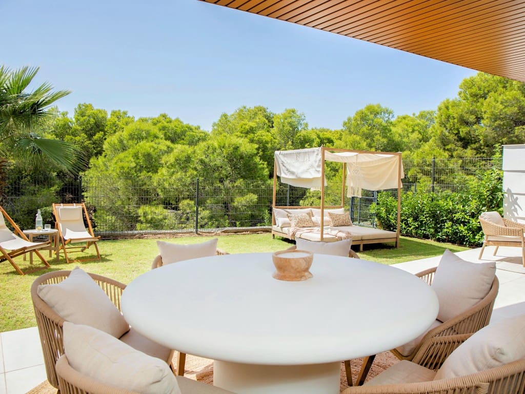 2 soveværelse Lejlighed til salg i Fuengirola med swimmingpool - € 695.000 (Ref: 9585319)