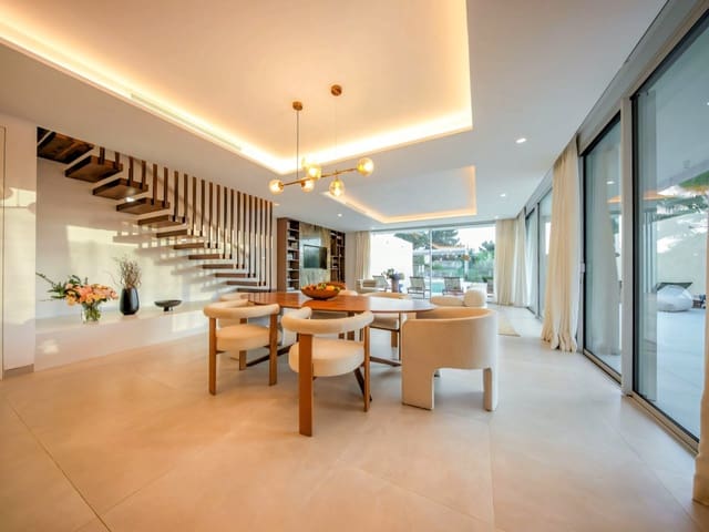 5 quarto Moradia para venda em Elviria, Marbella com piscina garagem - 4 200 000 € (Ref: 9590642)