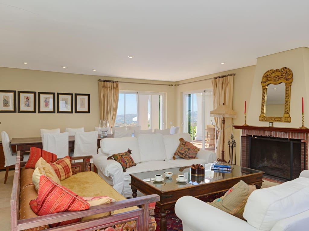 6 bedroom Villa for sale in Mijas with pool garage - € 1,850,000 (Ref: 9590643)