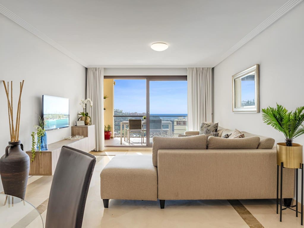 2 makuuhuone Huoneisto myytävänä paikassa Los Arqueros mukana uima-altaan - 469 950 € (Ref: 9594580)