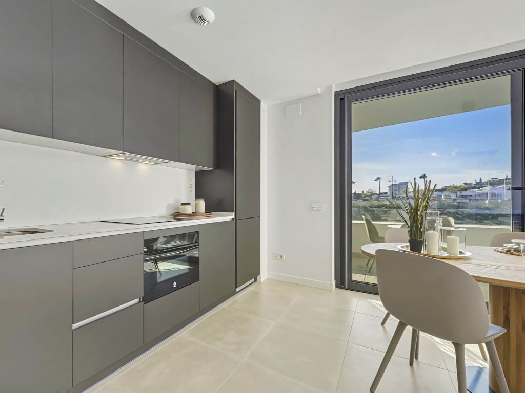 2 soverom Leilighet til salgs i Fuengirola med svømmebasseng - € 420 000 (Ref: 9598616)