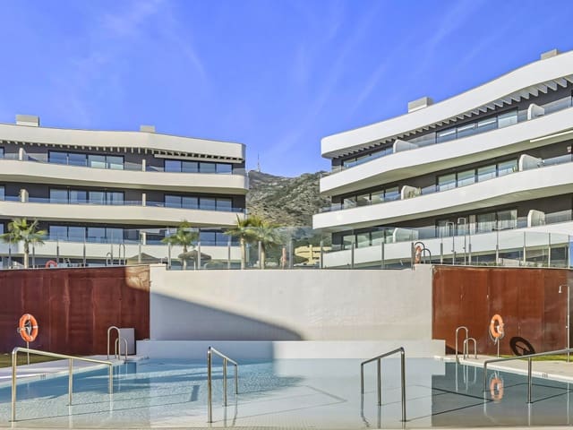 2 soverom Leilighet til salgs i Fuengirola med svømmebasseng - € 420 000 (Ref: 9598616)