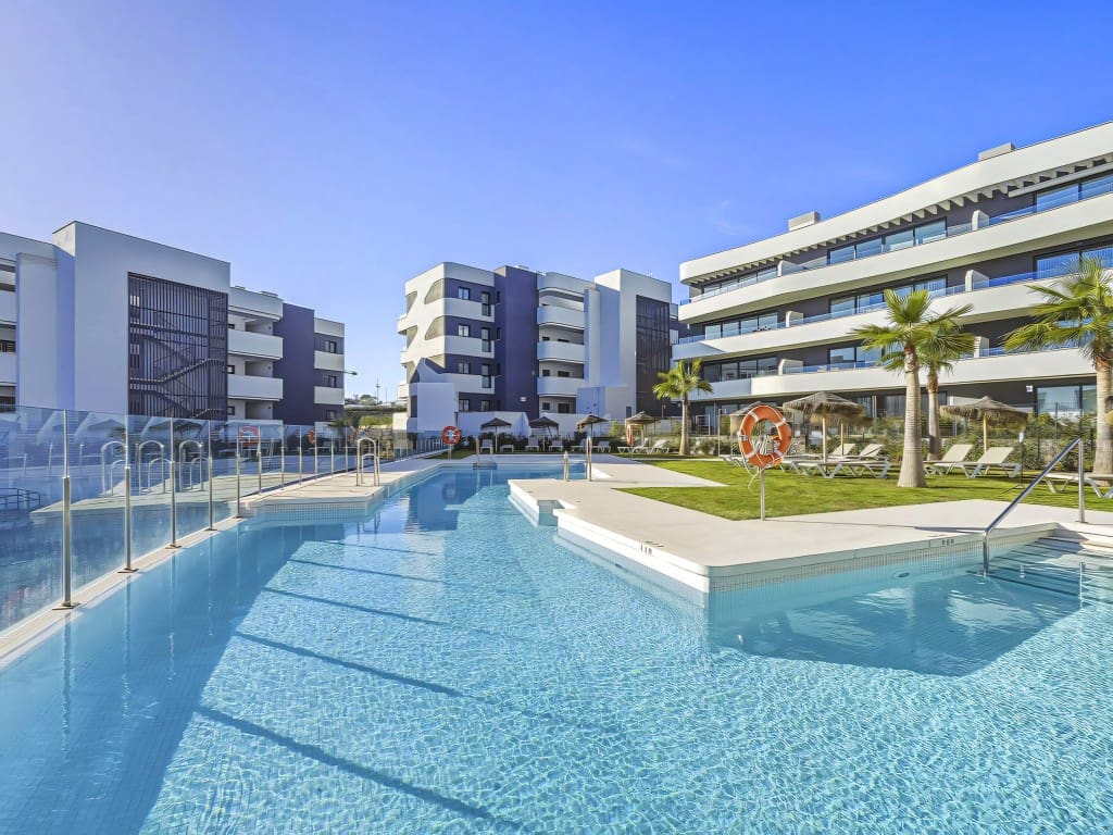 2 soverom Leilighet til salgs i Fuengirola med svømmebasseng - € 420 000 (Ref: 9598616)