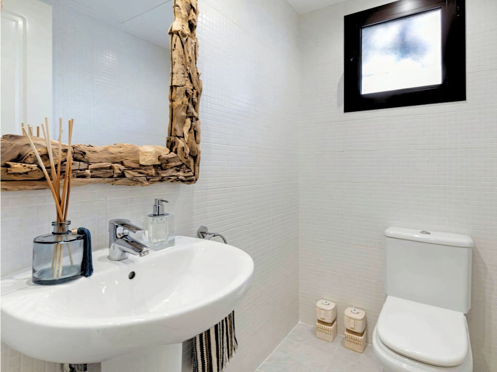 4 soveværelse Byhus til salg i Los Arqueros med swimmingpool garage - € 1.050.000 (Ref: 9598617)