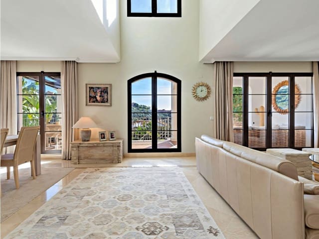 4 soveværelse Byhus til salg i Los Arqueros, Benahavís med swimmingpool garage - € 1.050.000 (Ref: 9598617)