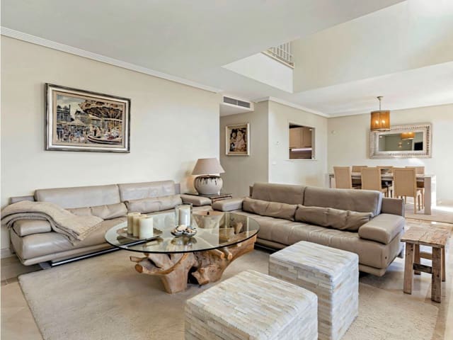 4 soveværelse Byhus til salg i Los Arqueros, Benahavís med swimmingpool garage - € 1.050.000 (Ref: 9598617)