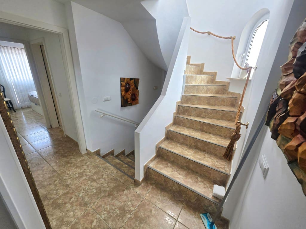 2 slaapkamer Villa te koop in Calahonda met zwembad garage - € 749.000 (Ref: 9600885)