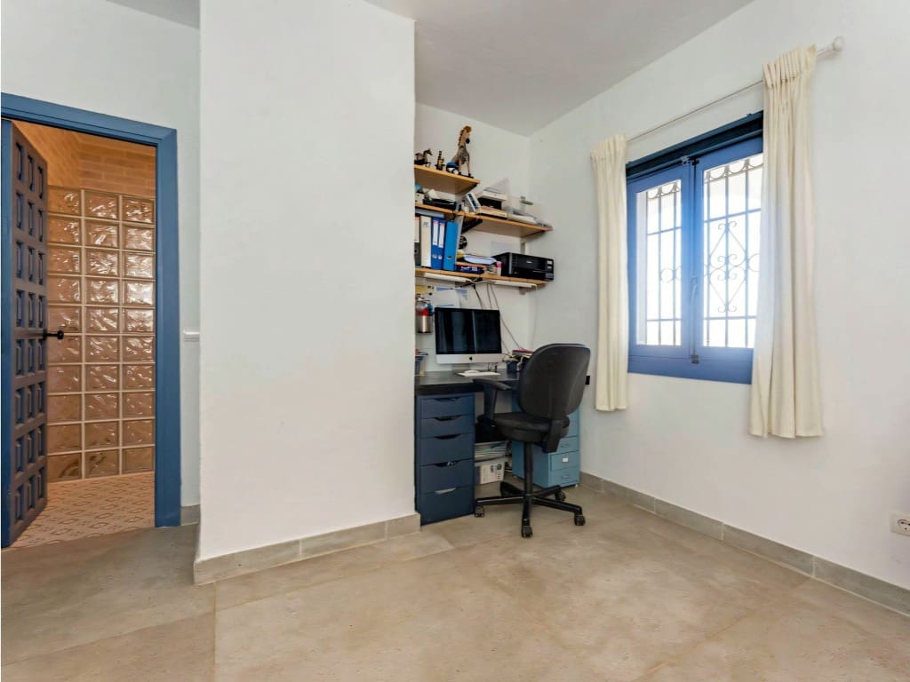 4 soveværelse Villa til salg i Alhaurin el Grande med swimmingpool - € 849.000 (Ref: 9604553)