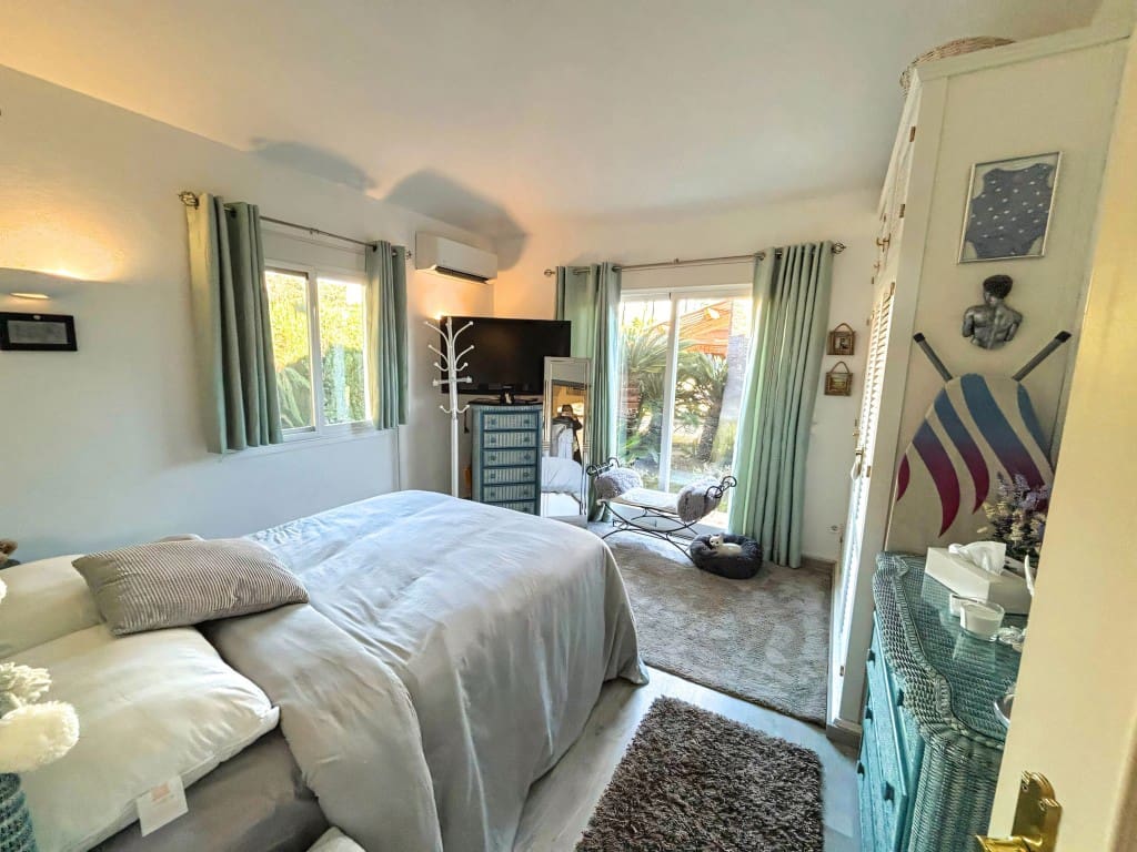 Finca/Casa Rural de 3 habitaciones en Estepona en venta con piscina garaje - 878.000 € (Ref: 9607145)