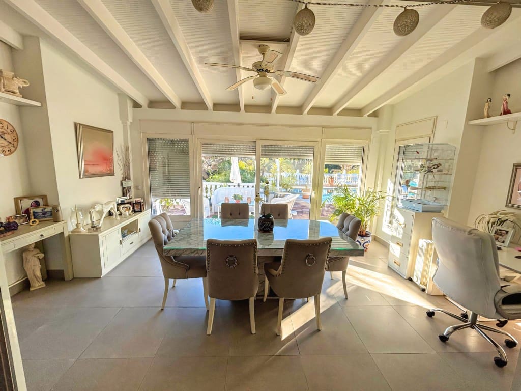 Finca/Casa Rural de 3 habitaciones en Estepona en venta con piscina garaje - 878.000 € (Ref: 9607145)