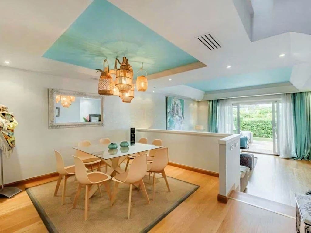 4 soveværelse Semi-Rækkehus til salg i Costalita med swimmingpool garage - € 1.095.000 (Ref: 9610767)