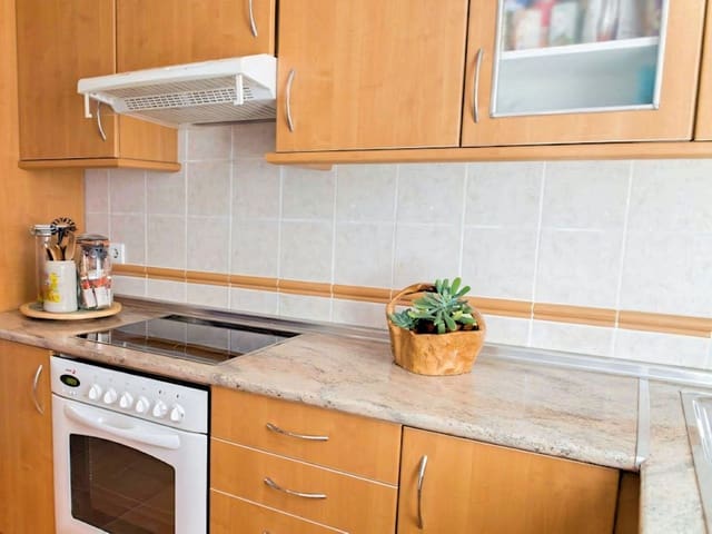 3 makuuhuone Kattohuoneisto myytävänä paikassa La Duquesa / Puerto de la Duquesa, Manilva mukana uima-altaan - 375 000 € (Ref: 9610768)