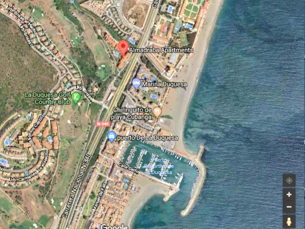 3 makuuhuone Kattohuoneisto myytävänä paikassa La Duquesa / Puerto de la Duquesa mukana uima-altaan - 375 000 € (Ref: 9610768)